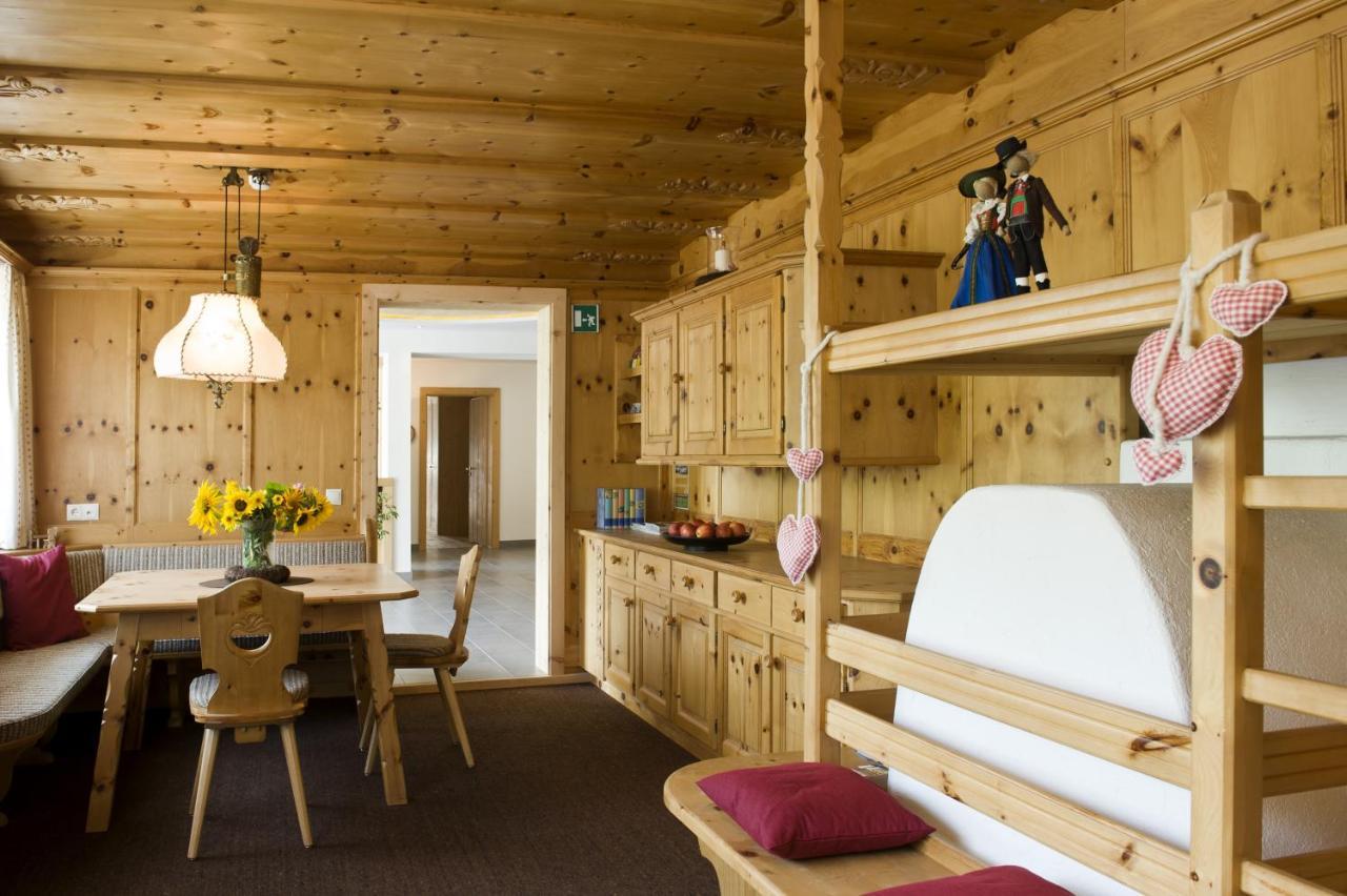 Martina Breakfast Lodge Кастельротто Екстер'єр фото