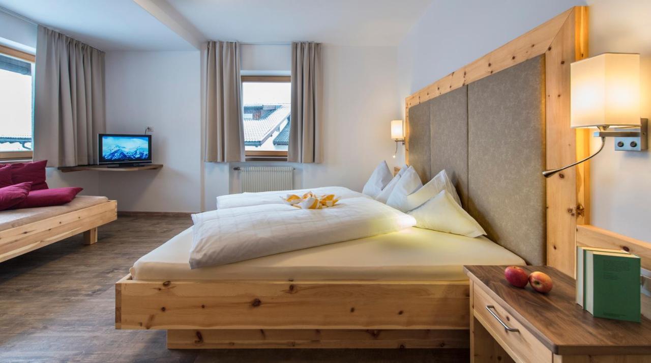 Martina Breakfast Lodge Кастельротто Екстер'єр фото