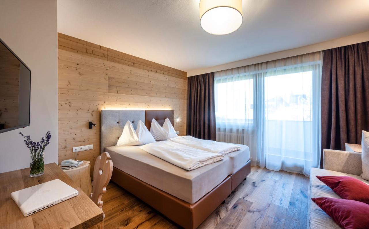 Martina Breakfast Lodge Кастельротто Екстер'єр фото